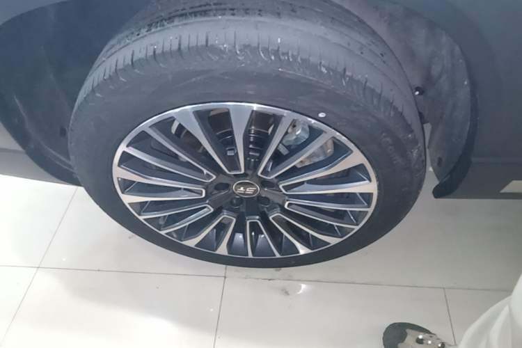 Used JETOUR Shanhai L9 2024 1.5TD 2DHT Air 5-Seater Right Rear Wheel Hub