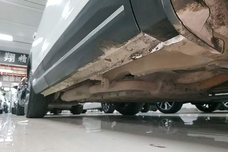 Used JETOUR Shanhai L9 2024 1.5TD 2DHT Air 7-Seater Right Side Sill