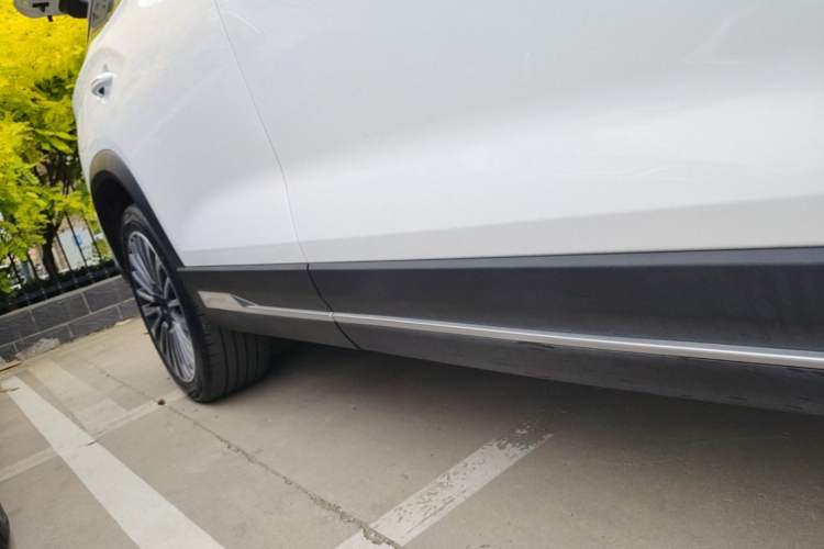Used JETOUR Shanhai L9 2024 1.5TD 2DHT Pro 7-Seater Right Side Sill