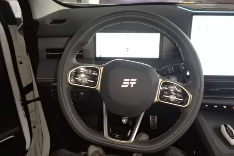 Used JETOUR Shanhai L9 2024 1.5TD 2DHT Air 7-Seater Steering Wheel