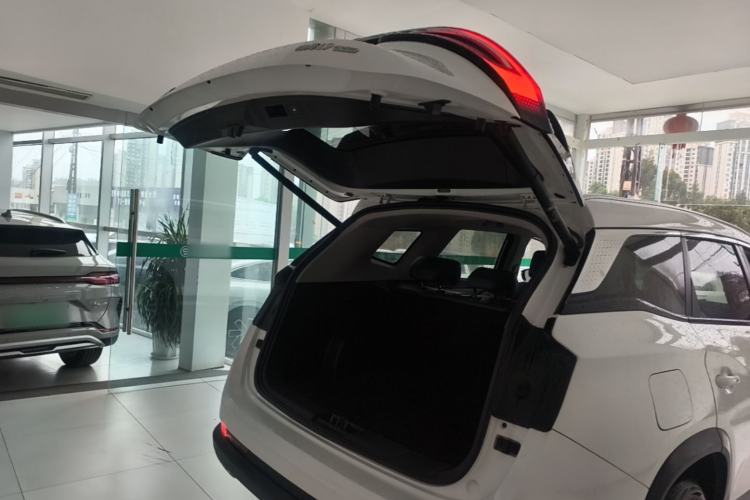 Used JETOUR Shanhai L9 2024 1.5TD 2DHT Max 5-Seater Trunk