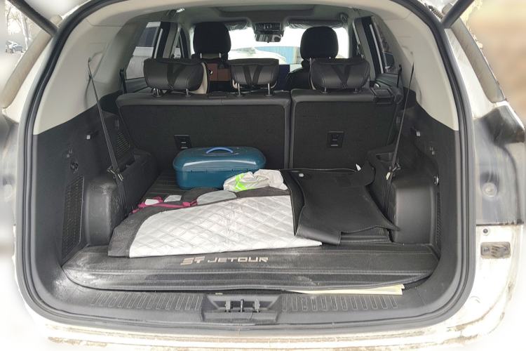 Used JETOUR Shanhai L9 2024 1.5TD 2DHT Pro 7-Seater Trunk