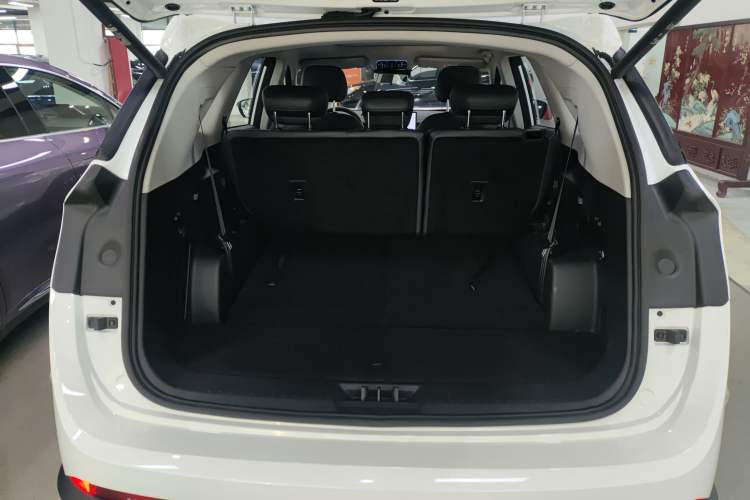Used JETOUR Shanhai L9 2024 1.5TD 2DHT Pro 7-Seater Trunk