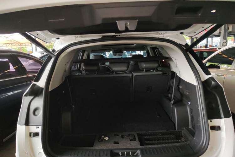 Used JETOUR Shanhai L9 2024 1.5TD 2DHT Pro 7-Seater Trunk