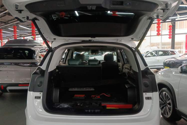 Used JETOUR Shanhai L9 2024 1.5TD 2DHT Pro 5-Seater Trunk