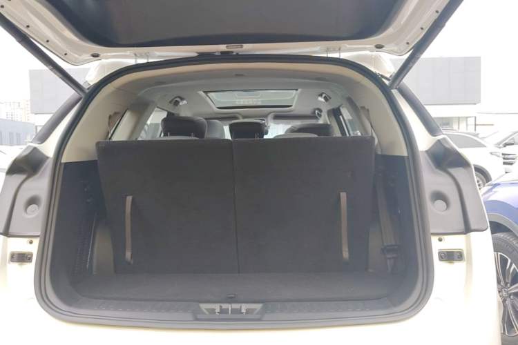 Used JETOUR Shanhai L9 2024 1.5TD 2DHT Pro 7-Seater Trunk