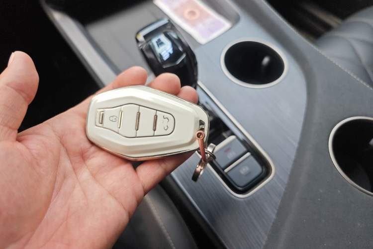 Used JETOUR Shanhai L9 2024 1.5TD 2DHT Pro 5-Seater Vehicle Key