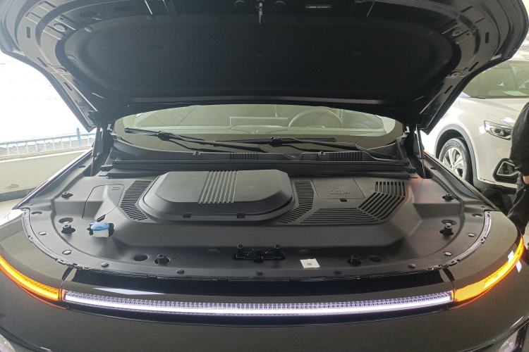 Used JETOUR Shanhai L9 2025 1.5TD 2DHT Luxury Edition 7-Seater Engine Bay