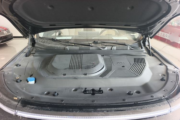 Used JETOUR Shanhai L9 2025 1.5TD 2DHT Luxury Edition 6-Seater Engine Bay