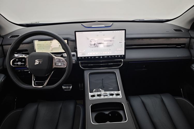Used JETOUR Shanhai L9 2025 1.5TD 2DHT Luxury Edition 7-Seater Interior 10