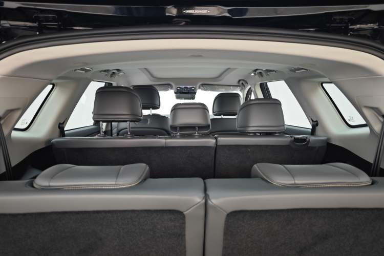 Used JETOUR Shanhai L9 2025 1.5TD 2DHT Luxury Edition 7-Seater Interior 9