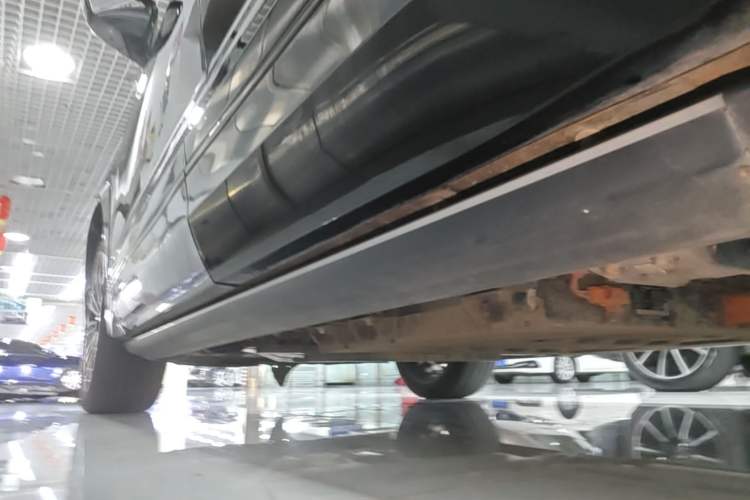 Used JETOUR Shanhai L9 2025 1.5TD 2DHT Luxury Edition 6-Seater Left Side Sill
