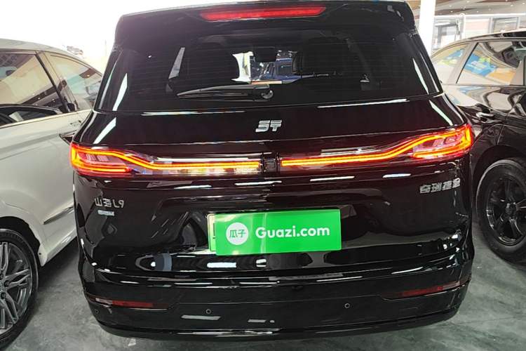 Used JETOUR Shanhai L9 2025 1.5TD 2DHT Luxury Edition 6-Seater Rear