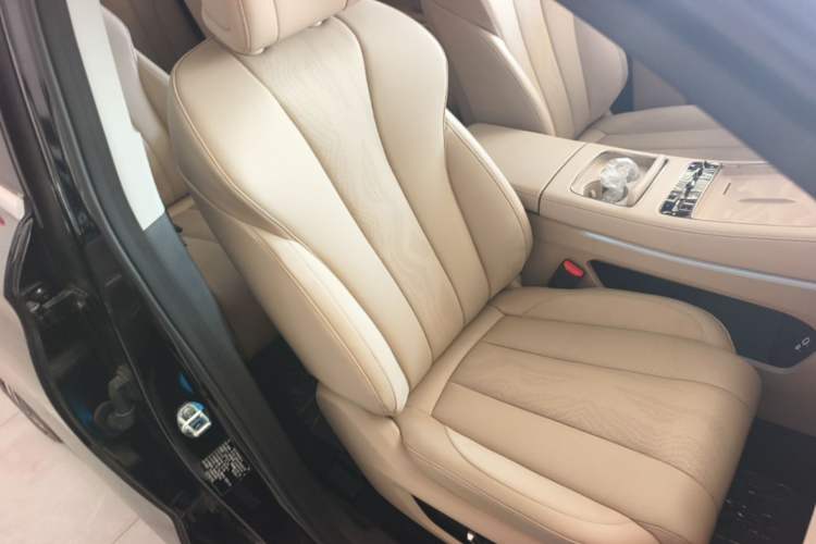 Used JETOUR Shanhai L9 2025 1.5TD 2DHT Luxury Edition 6-Seater Right Front Seat