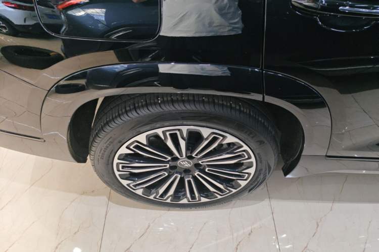 Used JETOUR Shanhai L9 2025 1.5TD 2DHT Luxury Edition 6-Seater Right Rear Wheel Hub