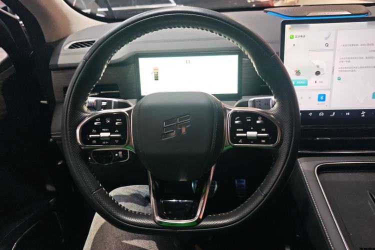 Used JETOUR Shanhai L9 2025 1.5TD 2DHT Flagship Edition 6 Seats Steering Wheel
