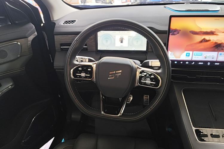 Used JETOUR Shanhai L9 2025 1.5TD 2DHT Luxury Edition 6-Seater Steering Wheel