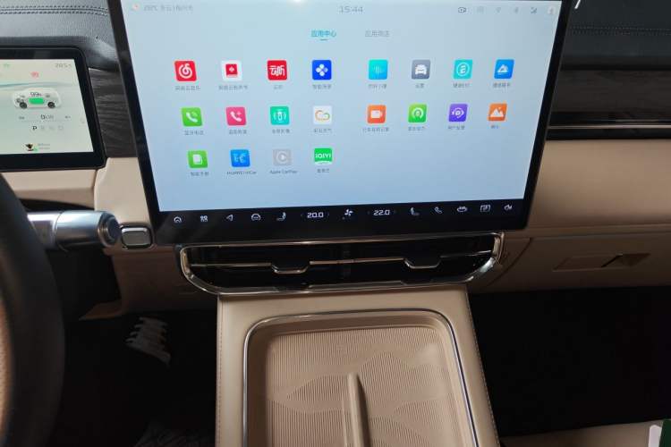 Used JETOUR Shanhai L9 2025 1.5TD 2DHT Flagship Edition 6 Seats Audio And AC Panel