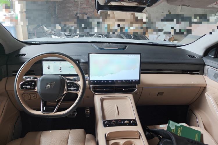 Used JETOUR Shanhai L9 2025 1.5TD 2DHT Flagship Edition 6 Seats Center Console