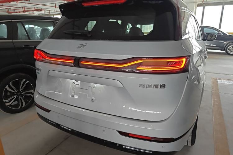 Used JETOUR Shanhai L9 2025 1.5TD 2DHT Flagship Edition 6 Seats Rear