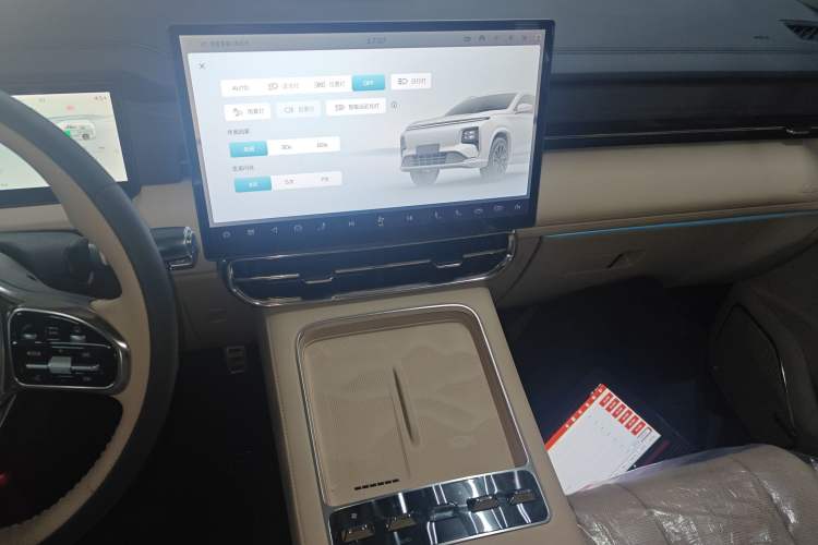 Used JETOUR Shanhai L9 2025 1.5TD 2DHT Luxury Edition 6-Seater Audio And AC Panel