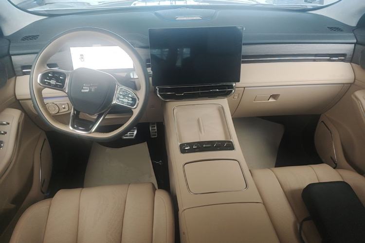 Used JETOUR Shanhai L9 2025 1.5TD 2DHT Flagship Edition 6 Seats Center Console
