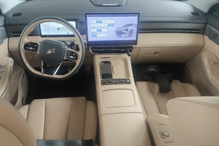 Used JETOUR Shanhai L9 2025 1.5TD 2DHT Flagship Edition 6 Seats Center Console