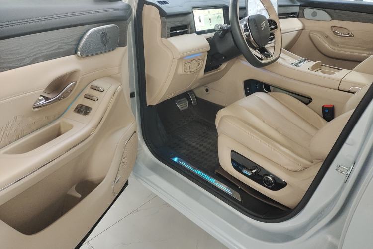 Used JETOUR Shanhai L9 2025 1.5TD 2DHT Flagship Edition 6 Seats Driver Seat