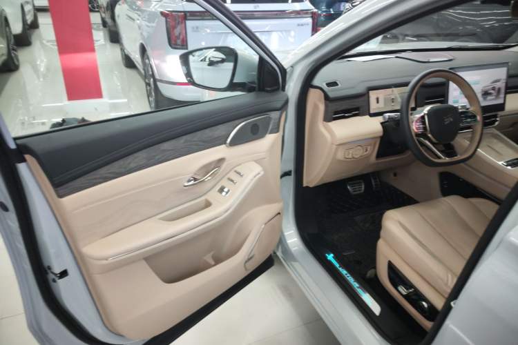 Used JETOUR Shanhai L9 2025 1.5TD 2DHT Flagship Edition 6 Seats Driver Seat