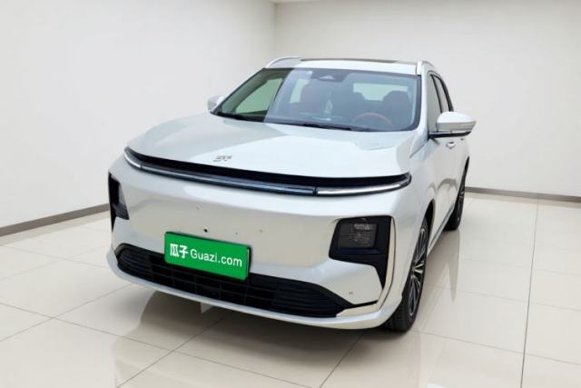 Ojetý JETOUR Shanhai L9 2025 1.5TD 2DHT Flagship Edition 6 Seats