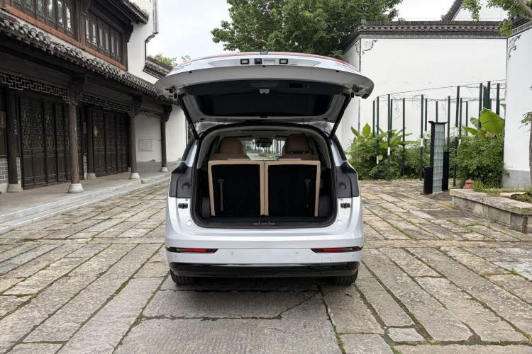 Used JETOUR Shanhai L9 2025 1.5TD 2DHT Flagship Edition 6 Seats Exterior 8