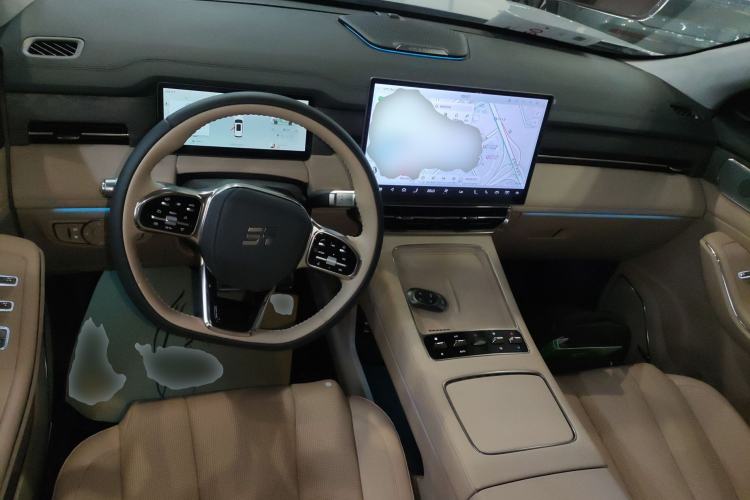Used JETOUR Shanhai L9 2025 1.5TD 2DHT Flagship Edition 6 Seats Interior 2
