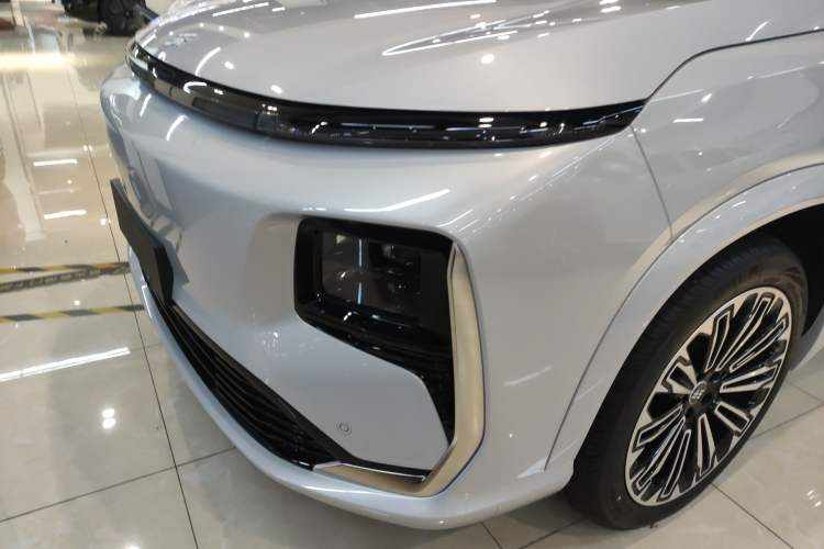 Used JETOUR Shanhai L9 2025 1.5TD 2DHT Flagship Edition 6 Seats Left Front Headlight