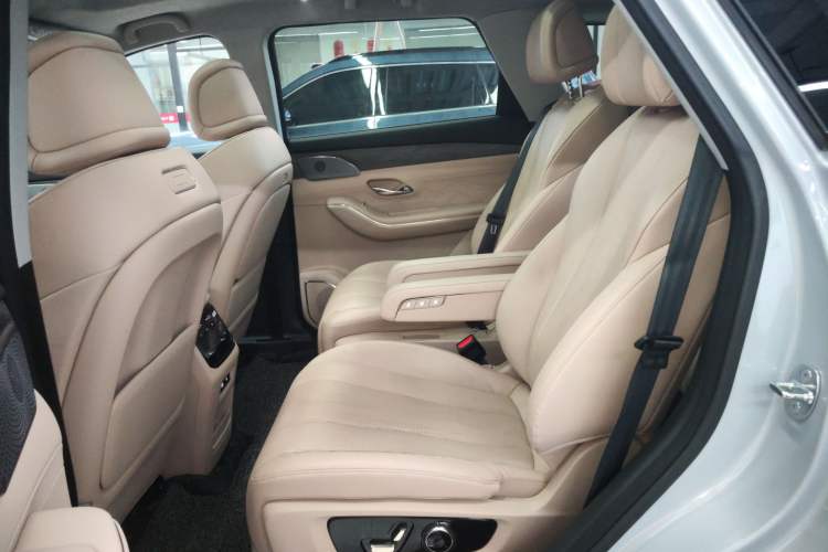 Used JETOUR Shanhai L9 2025 1.5TD 2DHT Flagship Edition 6 Seats Left Rear Seat