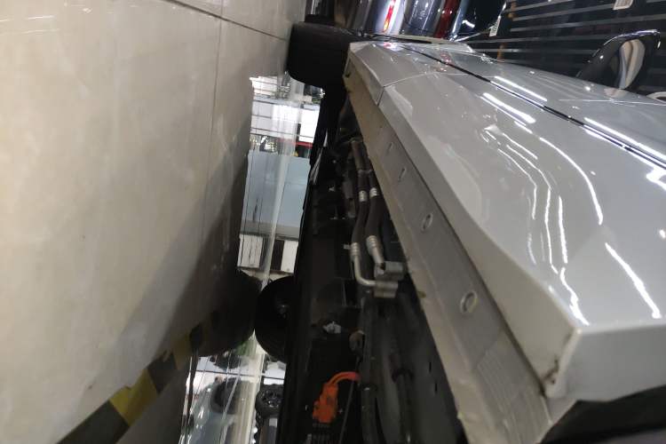 Used JETOUR Shanhai L9 2025 1.5TD 2DHT Flagship Edition 6 Seats Left Side Sill
