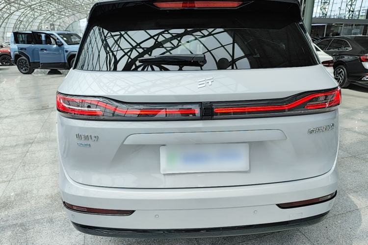Used JETOUR Shanhai L9 2025 1.5TD 2DHT Flagship Edition 6 Seats Rear