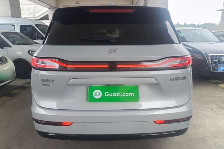 Used JETOUR Shanhai L9 2025 1.5TD 2DHT Flagship Edition 6 Seats Rear