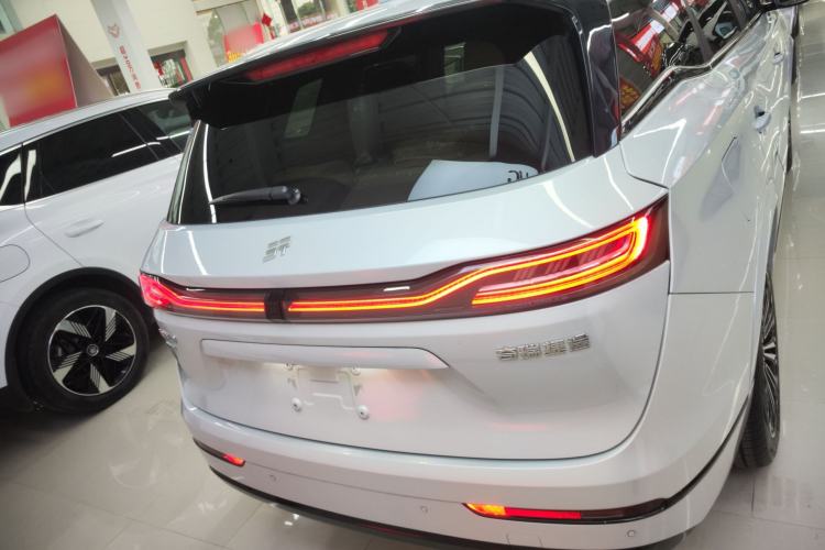 Used JETOUR Shanhai L9 2025 1.5TD 2DHT Flagship Edition 6 Seats Rear