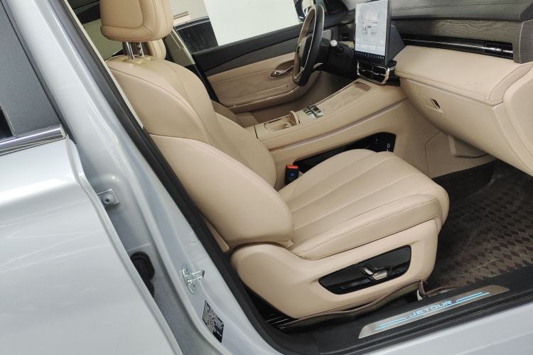 Used JETOUR Shanhai L9 2025 1.5TD 2DHT Flagship Edition 6 Seats Right Front Seat