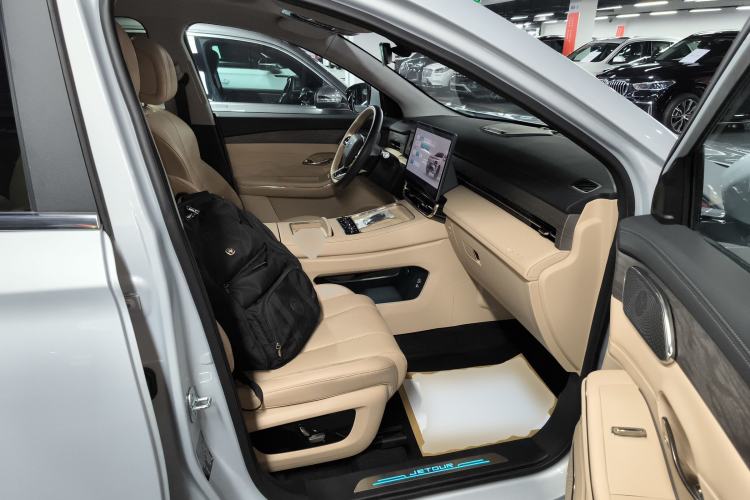 Used JETOUR Shanhai L9 2025 1.5TD 2DHT Flagship Edition 6 Seats Right Front Seat