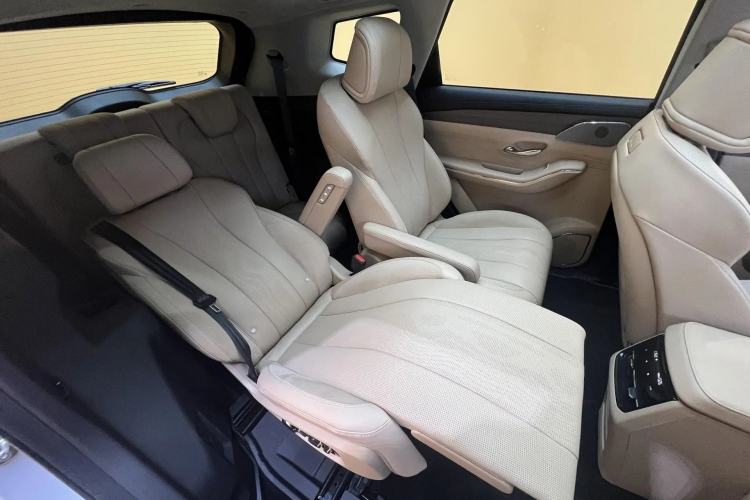 Used JETOUR Shanhai L9 2025 1.5TD 2DHT Luxury Edition 6-Seater Interior 3