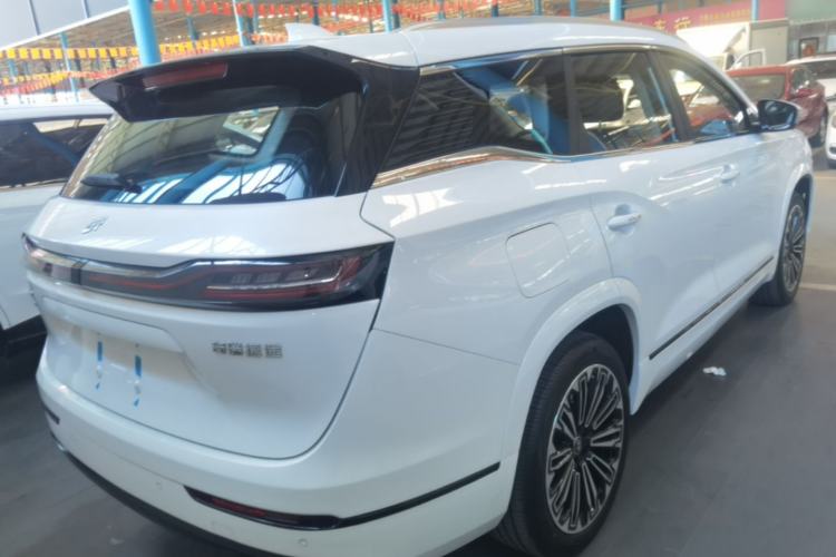 Used JETOUR Shanhai L9 2025 1.5TD 2DHT Luxury Edition 6-Seater Rear Right 45 Deg