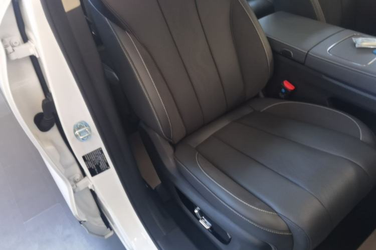 Used JETOUR Shanhai L9 2025 1.5TD 2DHT Luxury Edition 6-Seater Right Front Seat