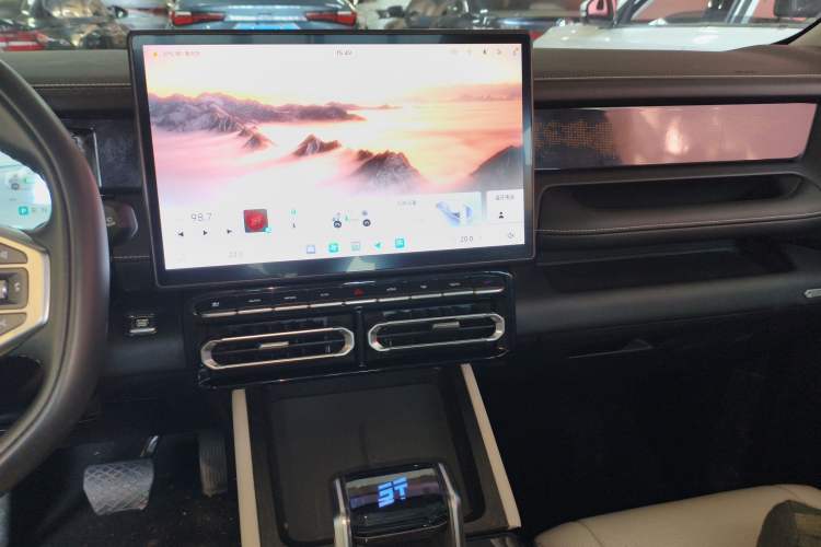 Used JETOUR Shanhai T1 2025 150 km to the Lake Audio And AC Panel