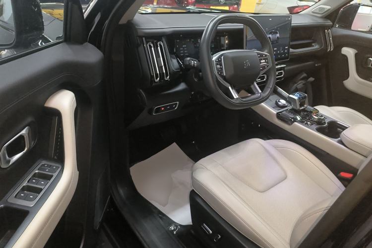 Used JETOUR Shanhai T1 2025 150 km Heading South Driver Seat