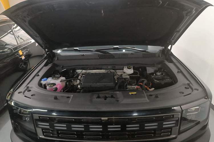 Used JETOUR Shanhai T1 2025 150 km Heading South Engine Bay