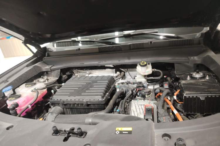 Used JETOUR Shanhai T1 2025 150 km Heading South Engine Bay