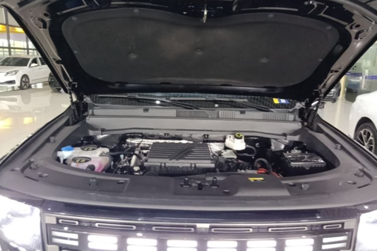 Used JETOUR Shanhai T1 2025 150 km Heading South Engine Bay