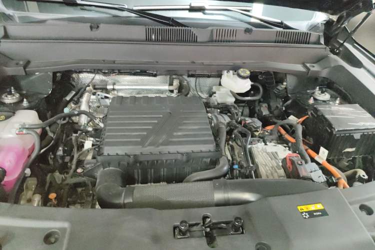 Used JETOUR Shanhai T1 2025 150 km Heading South Engine Bay