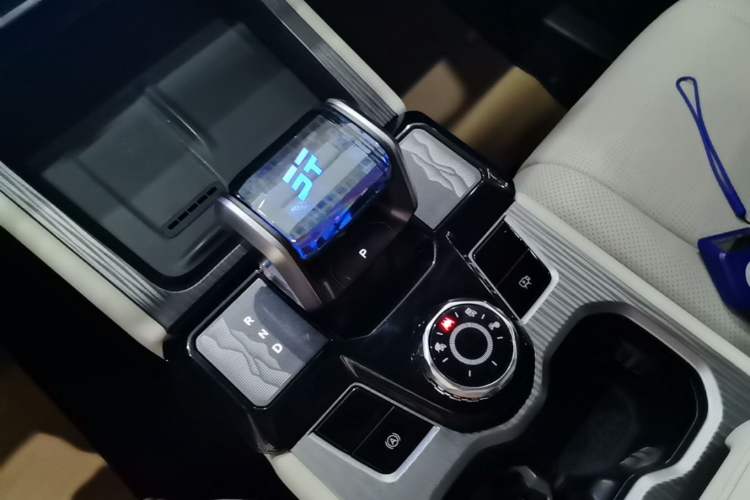 Used JETOUR Shanhai T1 2025 150 km Heading South Gear Lever